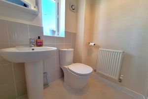 En suite - click for photo gallery